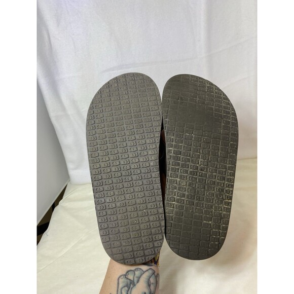 Sanuk Men's Flip Flops Sandals Shoes size 6/7 Brown Thongs Open Toe - Picture 6 of 6